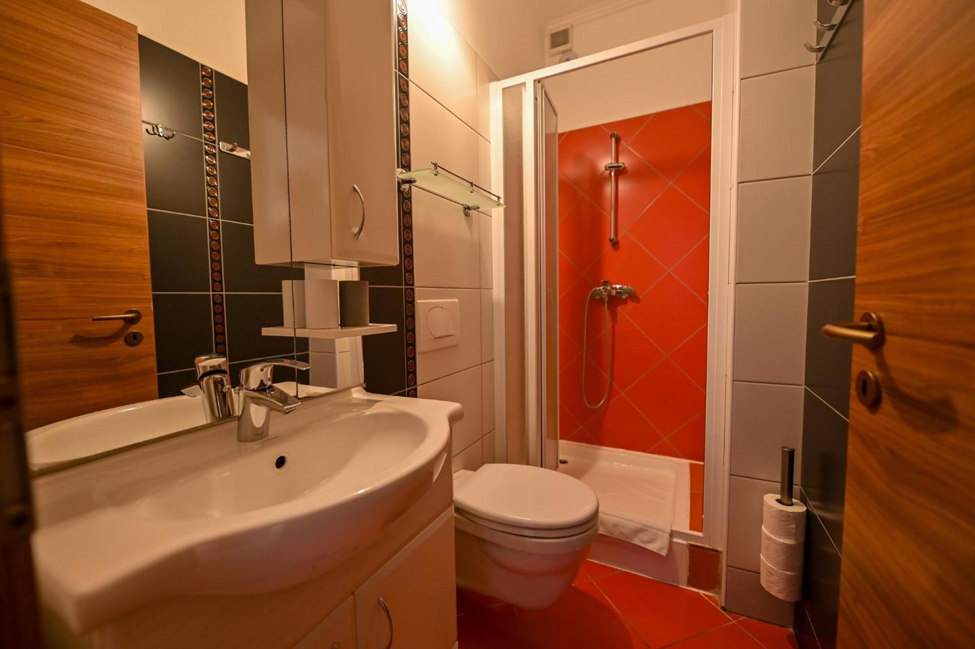 Bellavista 2 Apartman Егер Екстериор снимка