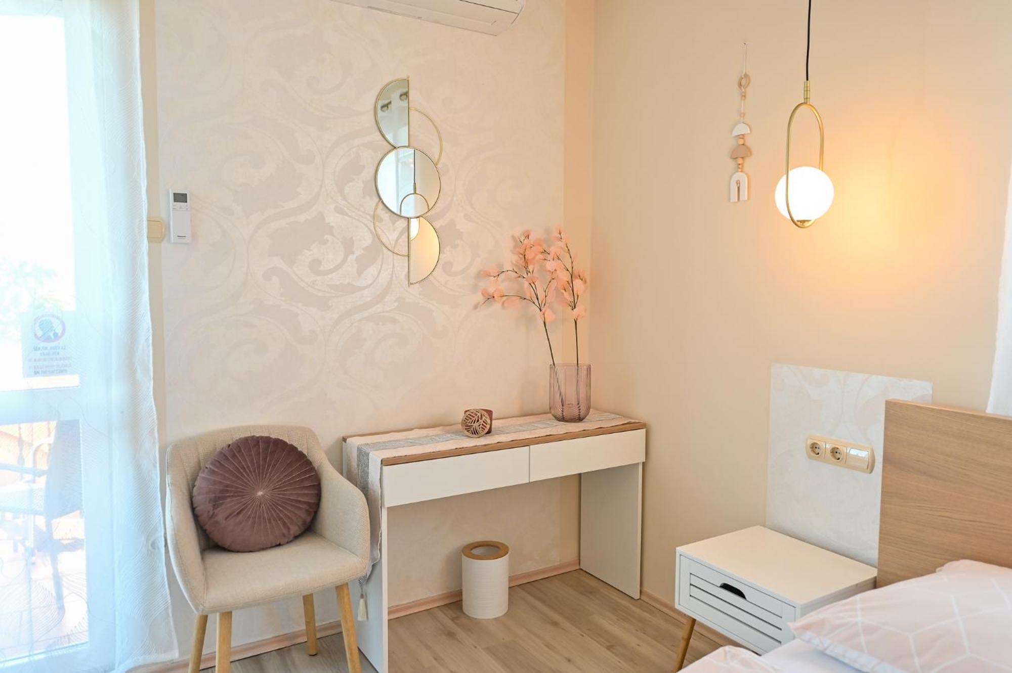 Bellavista 2 Apartman Егер Екстериор снимка