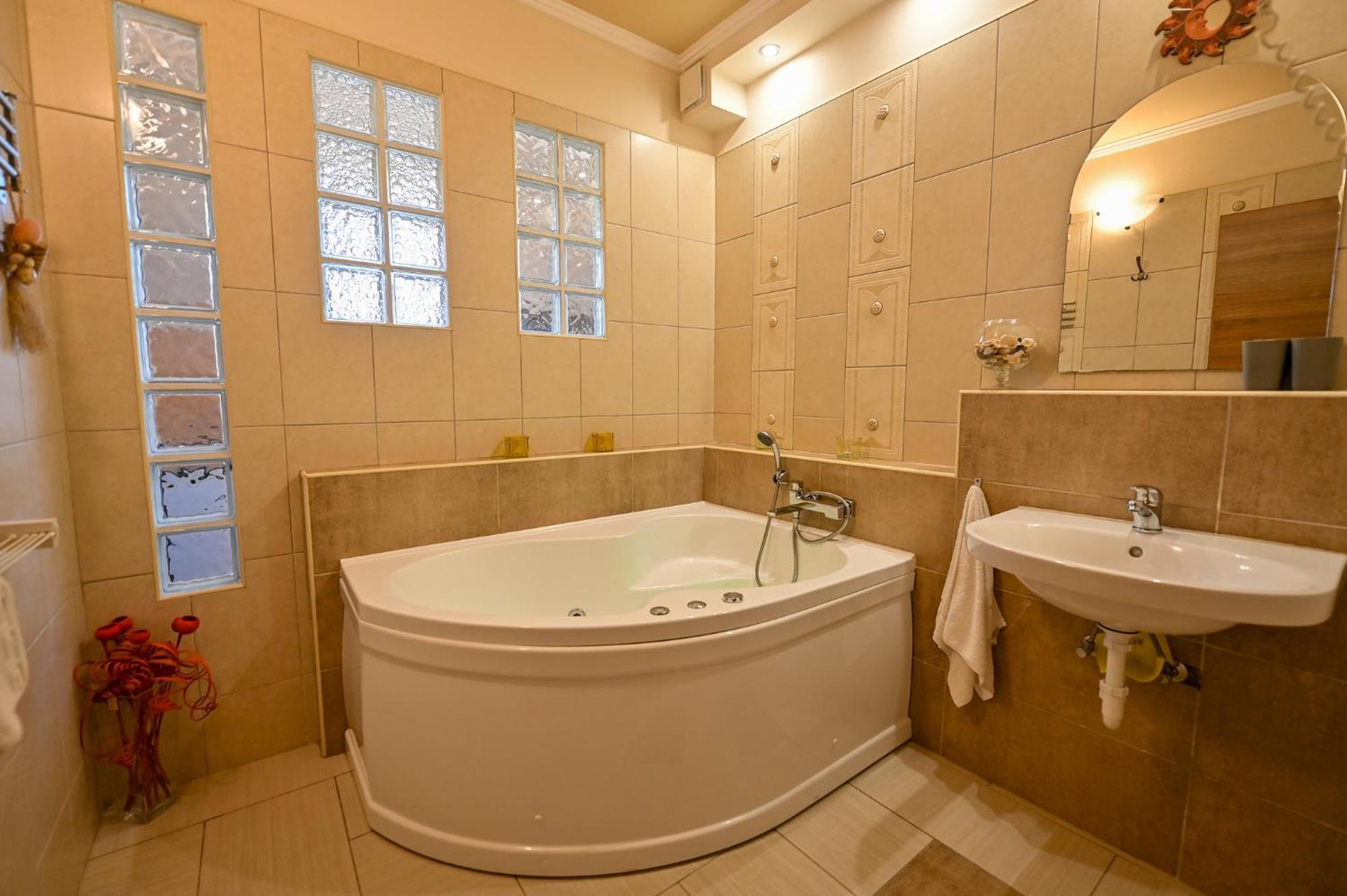 Bellavista 2 Apartman Егер Екстериор снимка